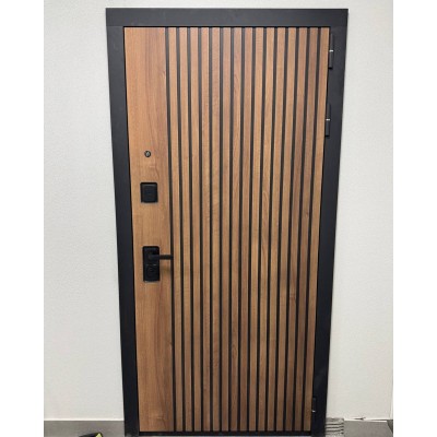 Входная дверь ГРАНИТ Шторм-3 Входная дверь ГРАНИТ Шторм-3